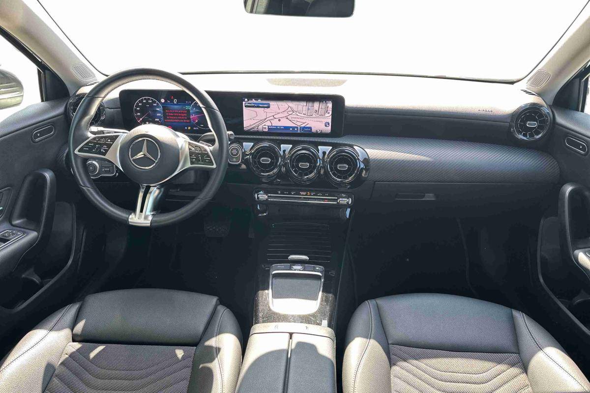 mercedes-benz-200-2025-gasolina-1332cc
