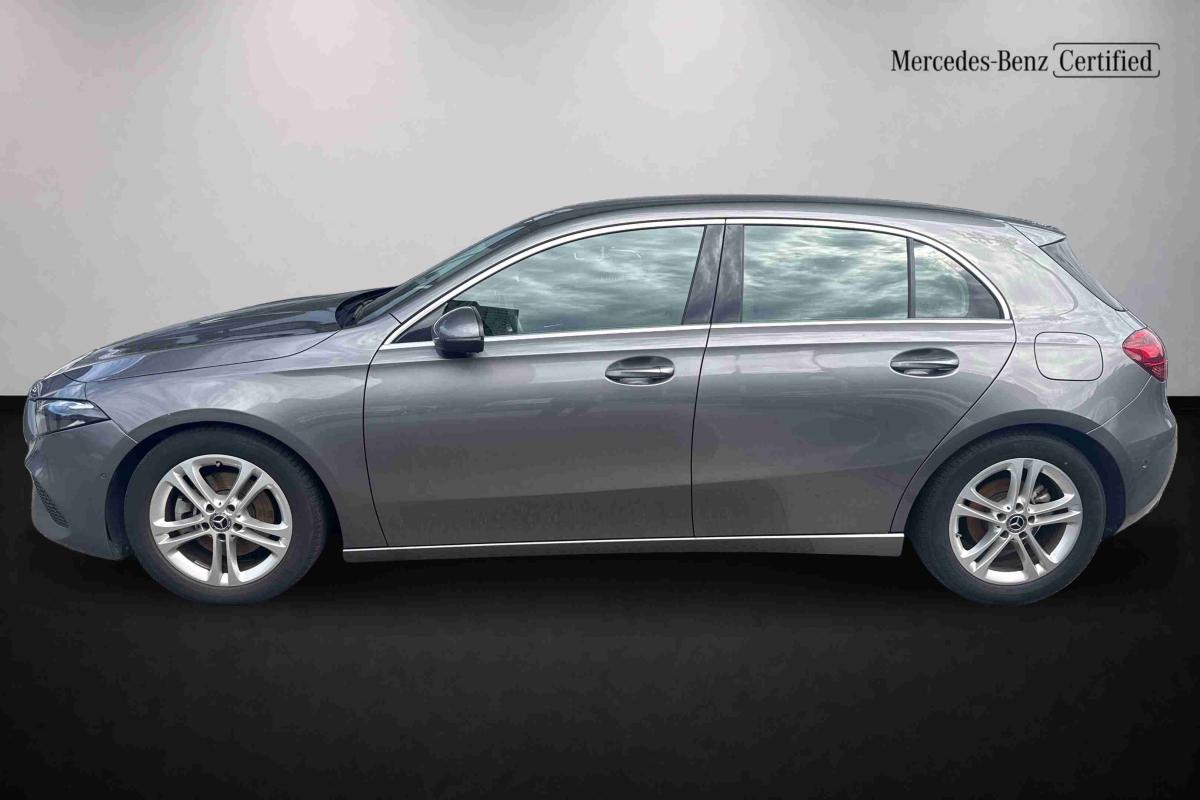 mercedes-benz-200-2024-gasolina-1332cc