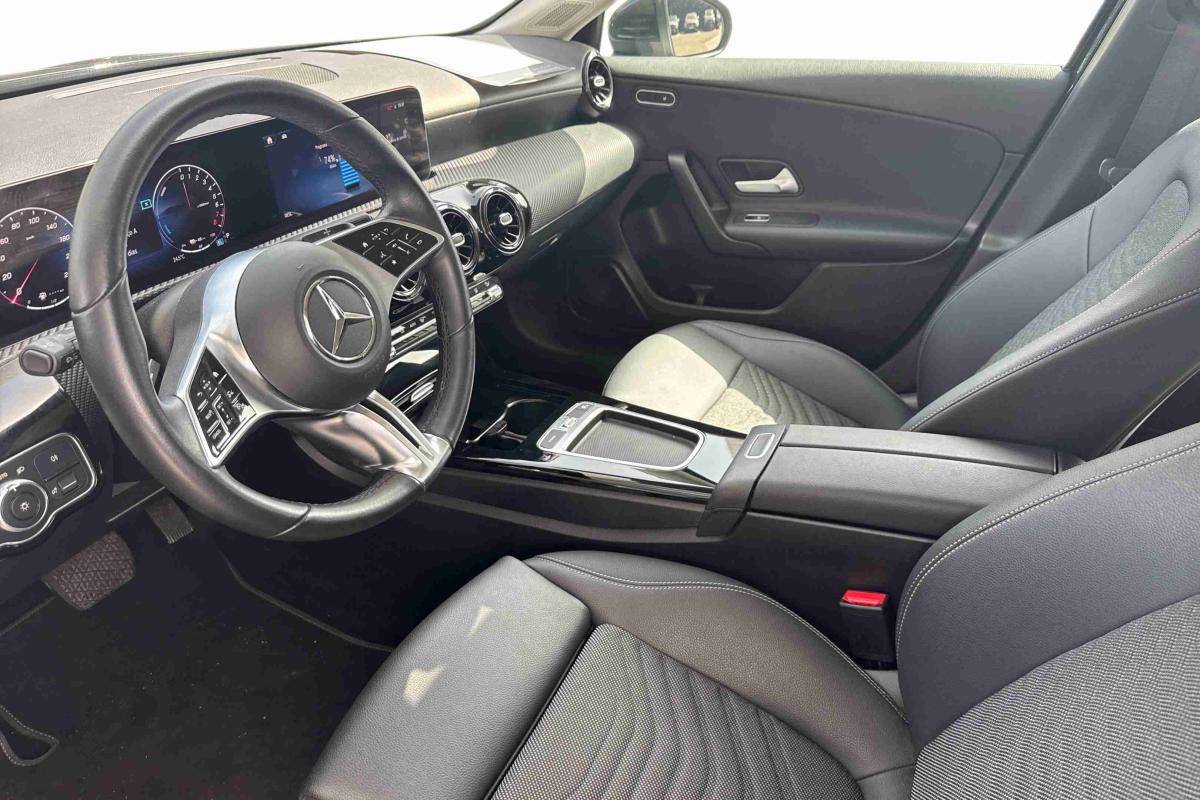 mercedes-benz-classe-a-2024-hibrido-1332cc