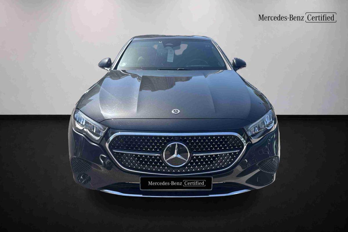 mercedes-benz-220-2025-diesel-1993cc