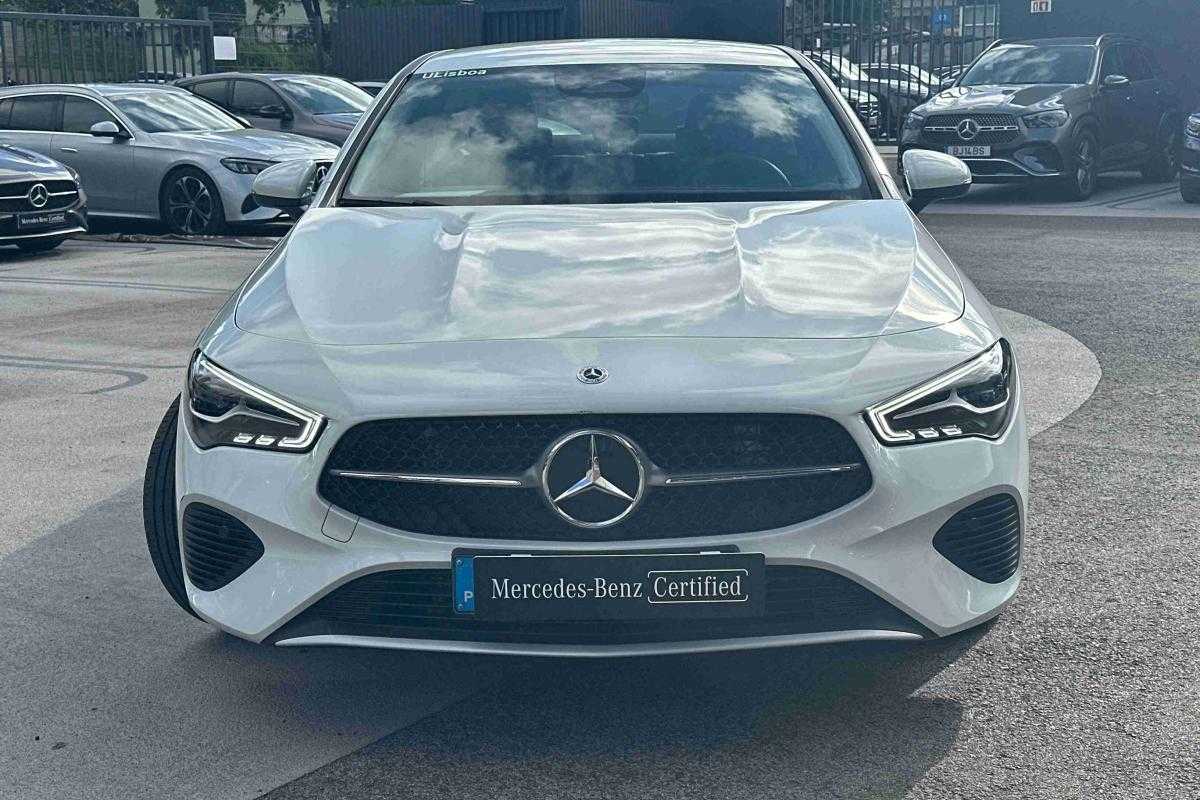 mercedes-benz-180-2024-diesel-1950cc