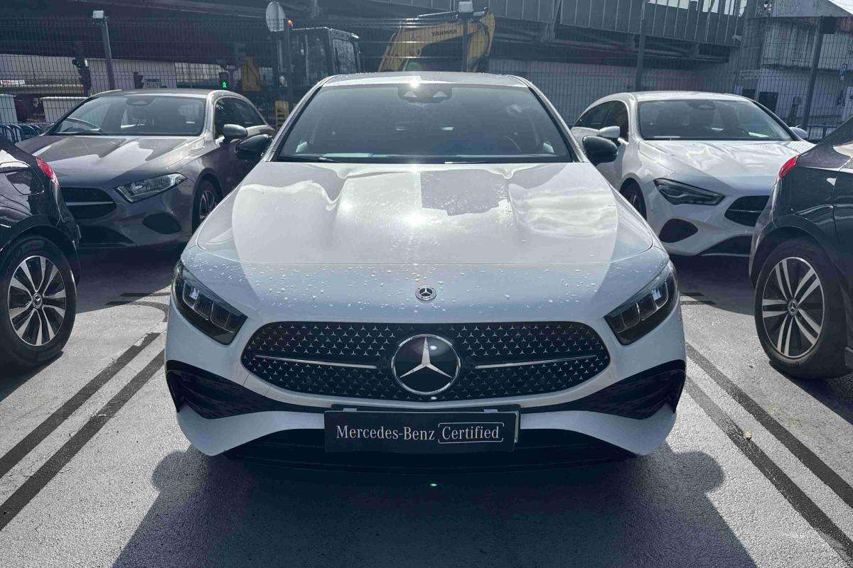mercedes-benz-classe-a-2024-hibrido-1332cc