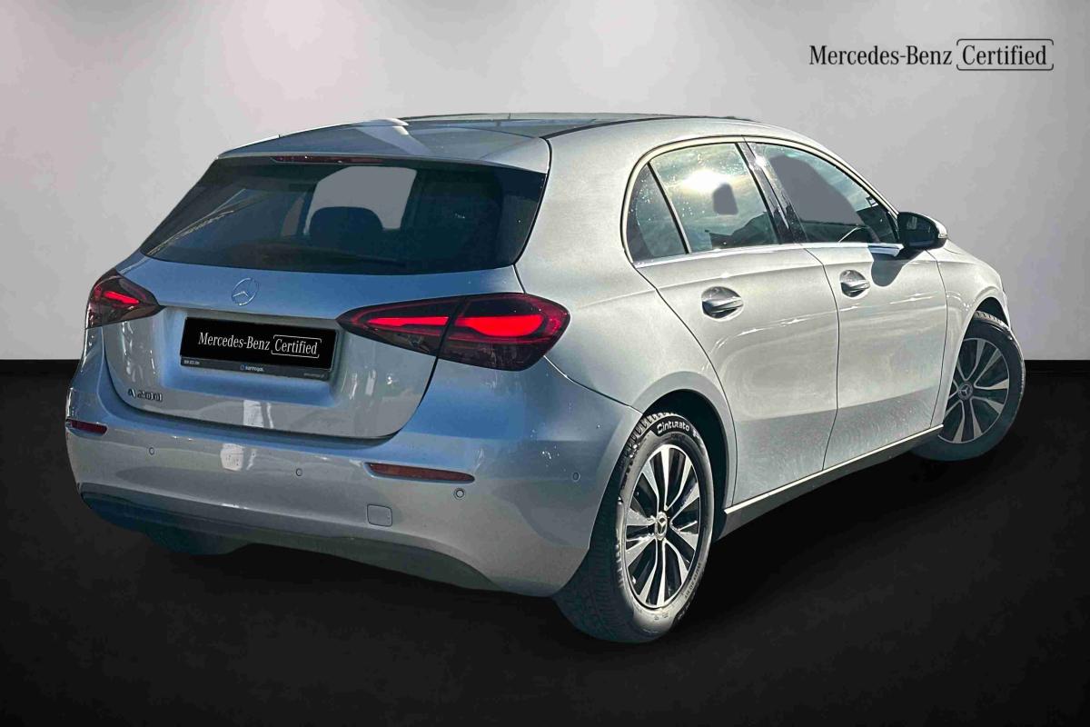 mercedes-benz-200-2025-gasolina-1332cc
