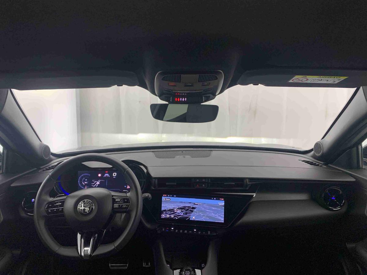 alfa-romeo-junior-2025-gasolina-1199cc