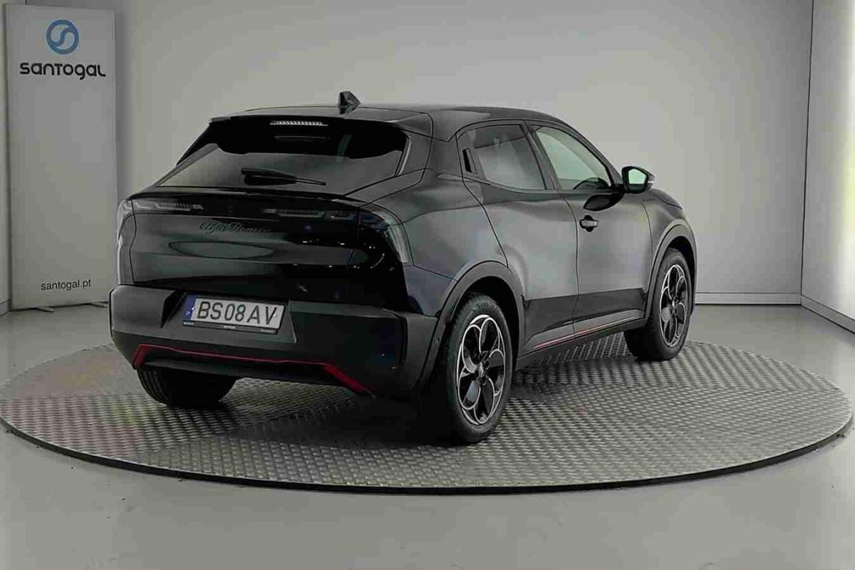 alfa-romeo-junior-2025-eletrico-0cc