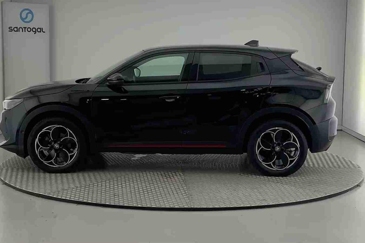 alfa-romeo-junior-2025-eletrico-0cc