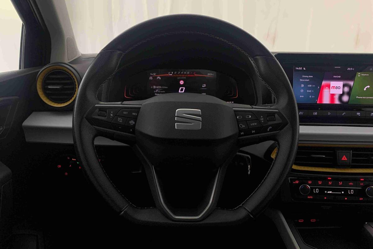 seat-arona-2025-gasolina-999cc