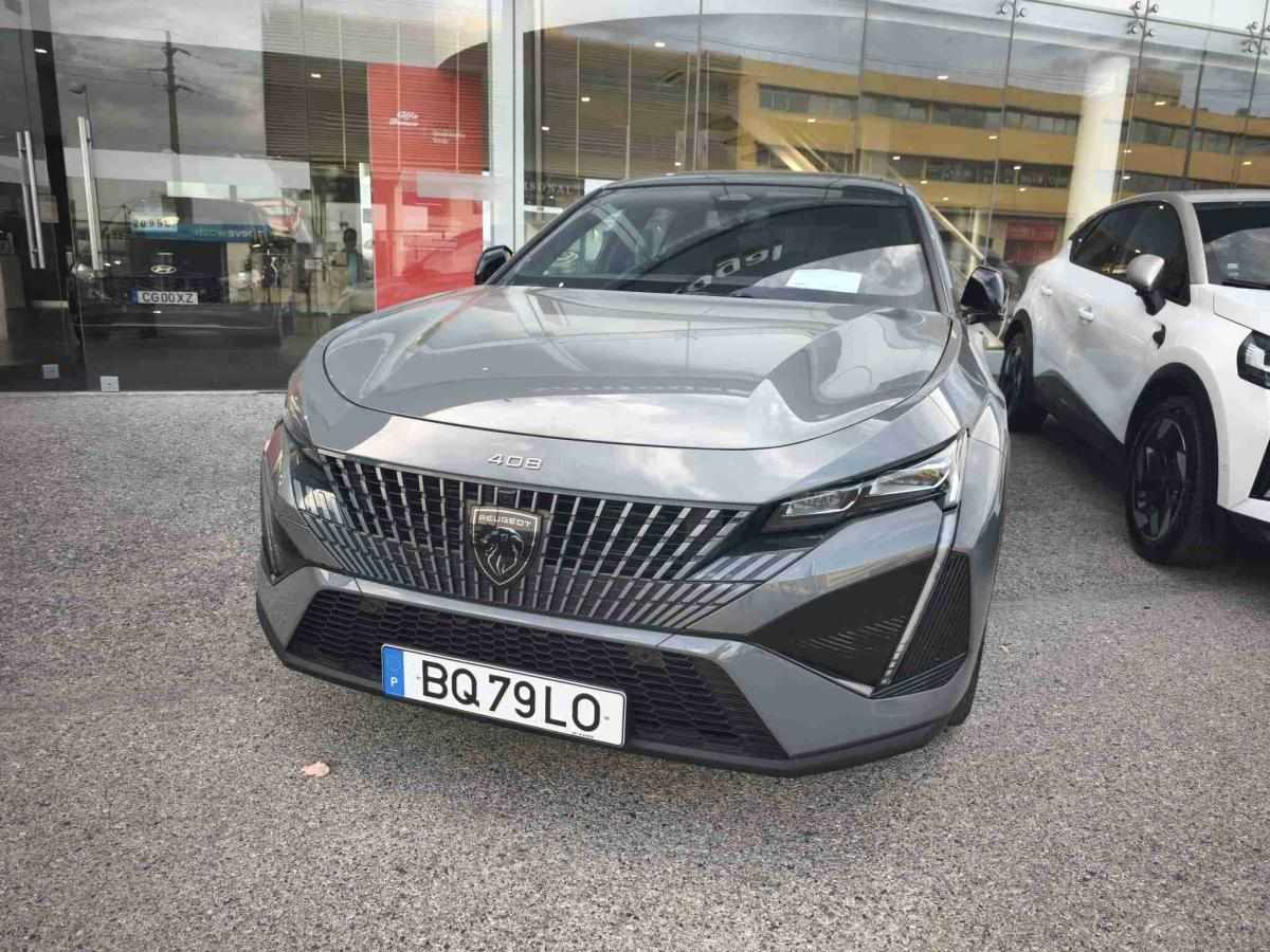 peugeot-408-2025-gasolina-1199cc