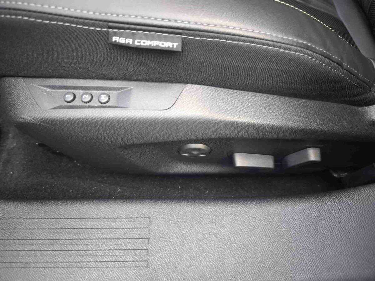 peugeot-408-2025-gasolina-1199cc