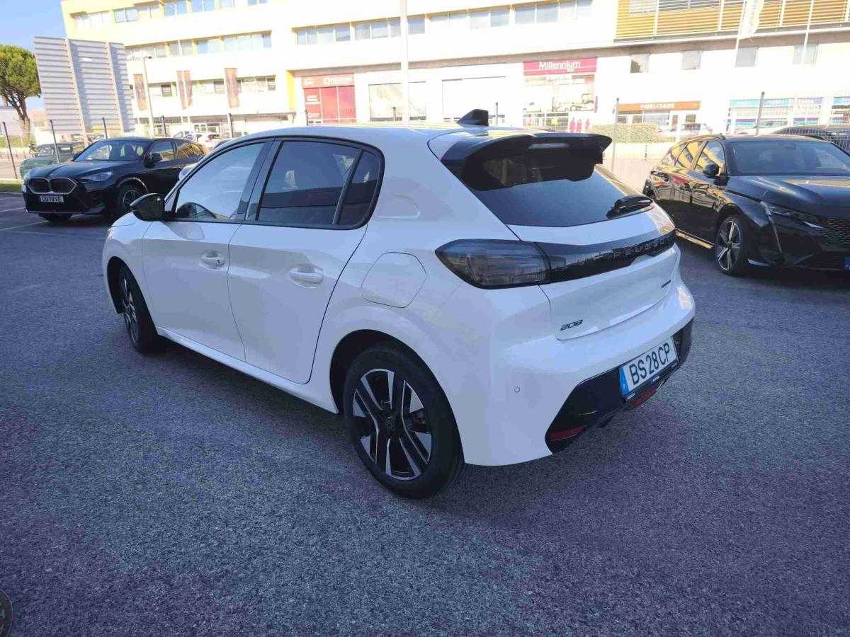 peugeot-208-2025-gasolina-1199cc