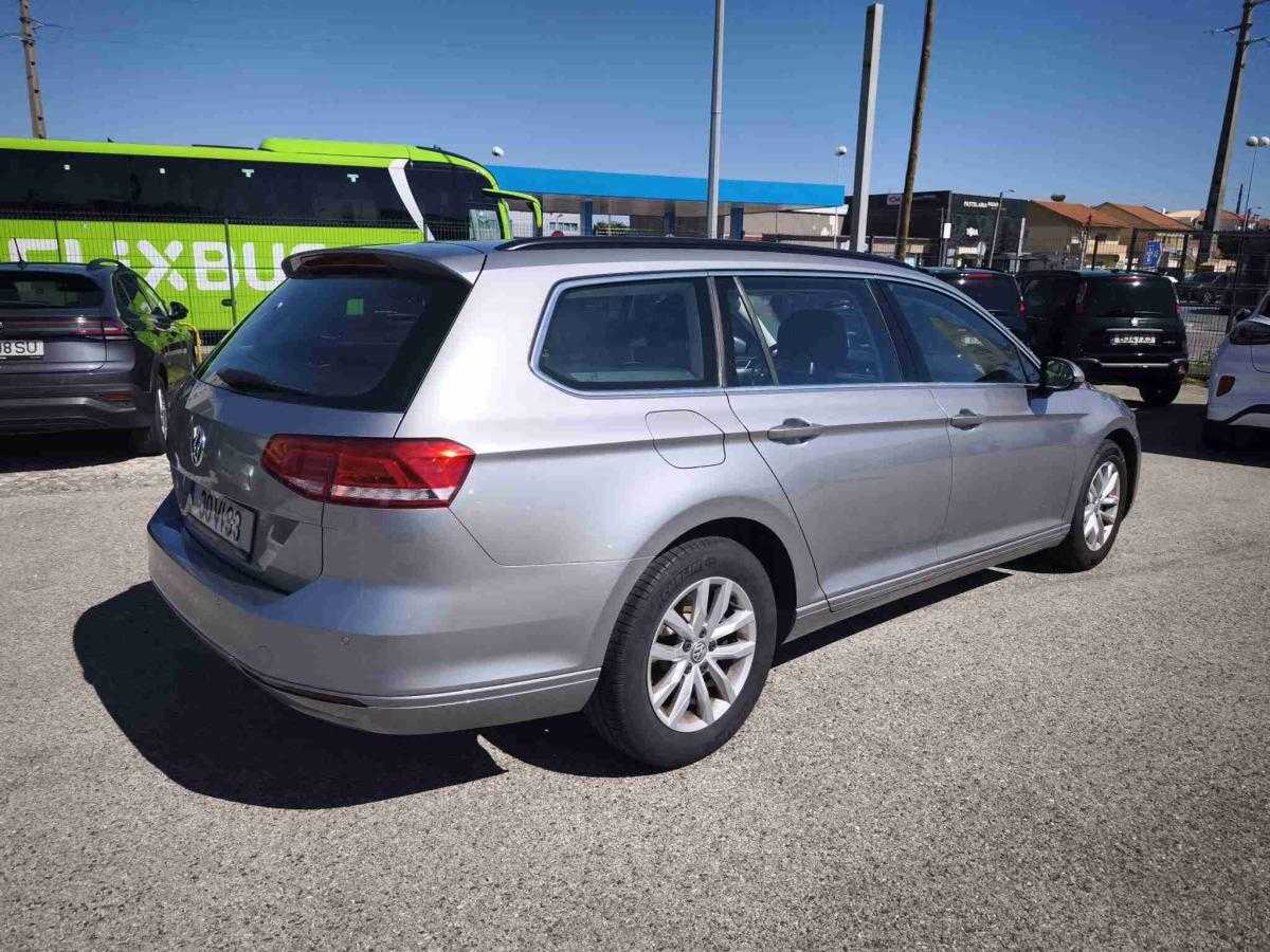 volkswagen-passat-2018-diesel-1598cc