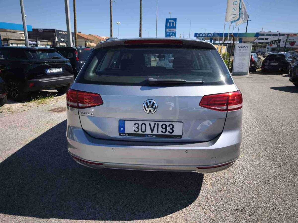 volkswagen-passat-2018-diesel-1598cc