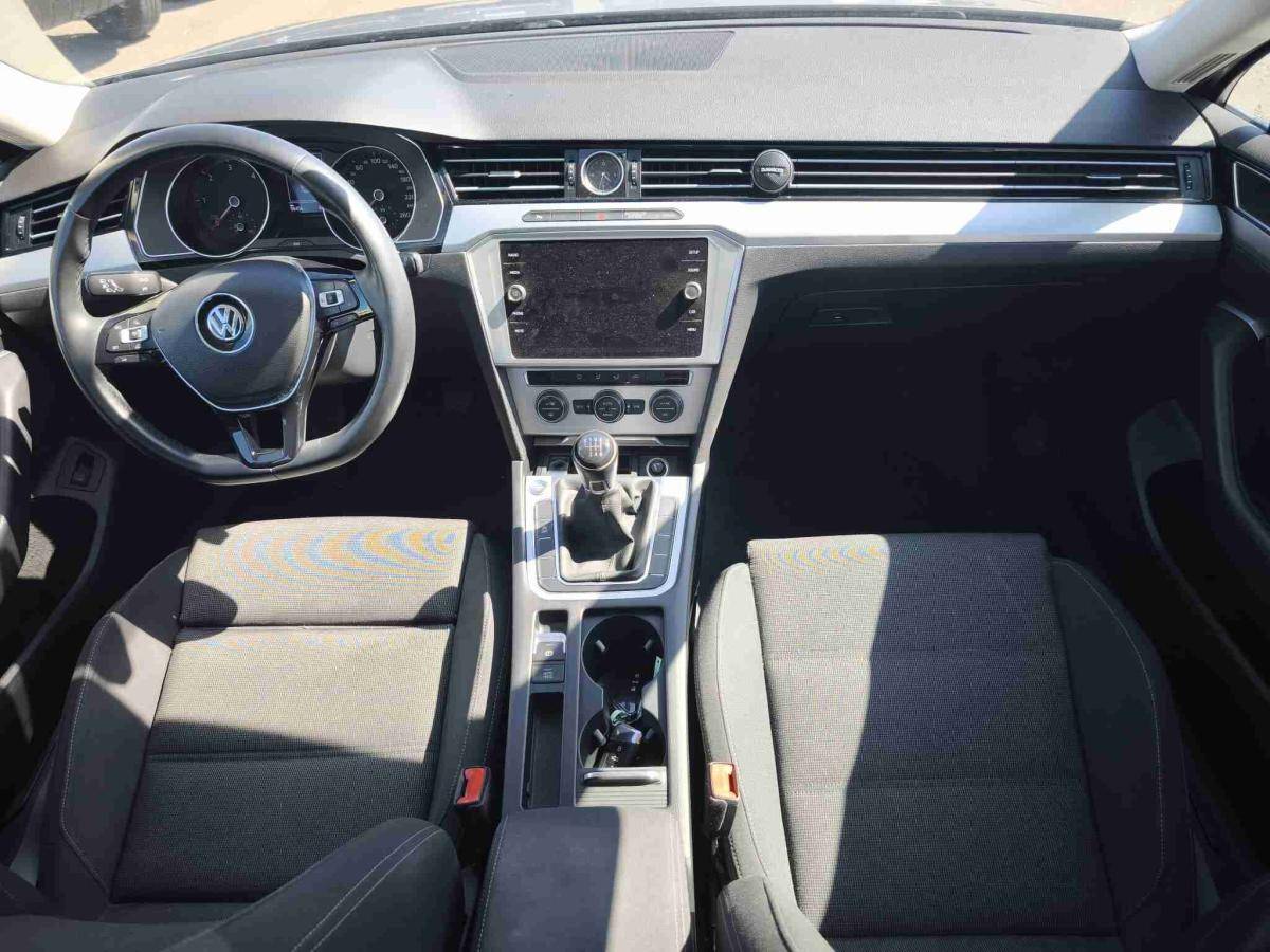 volkswagen-passat-2018-diesel-1598cc