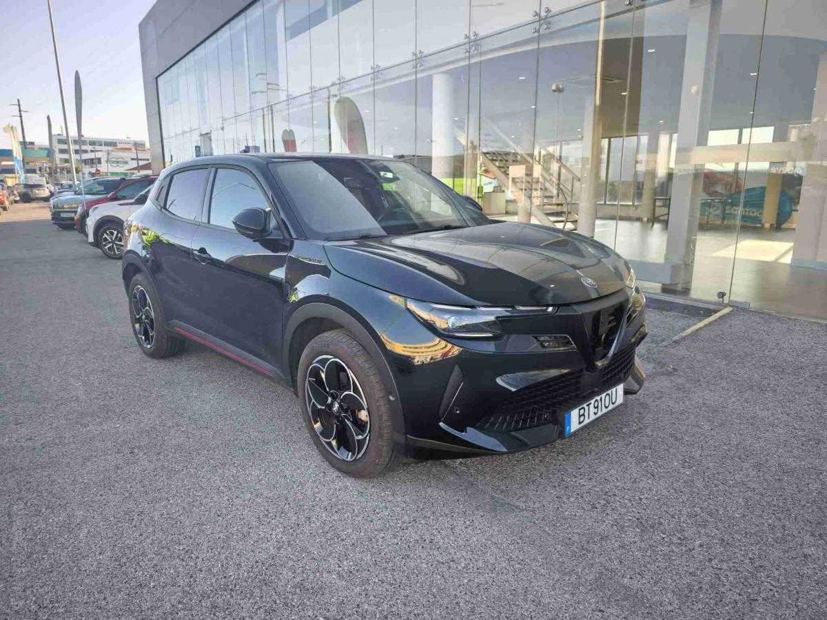 alfa-romeo-junior-2025-eletrico-0cc