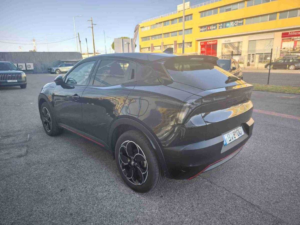 alfa-romeo-junior-2025-eletrico-0cc