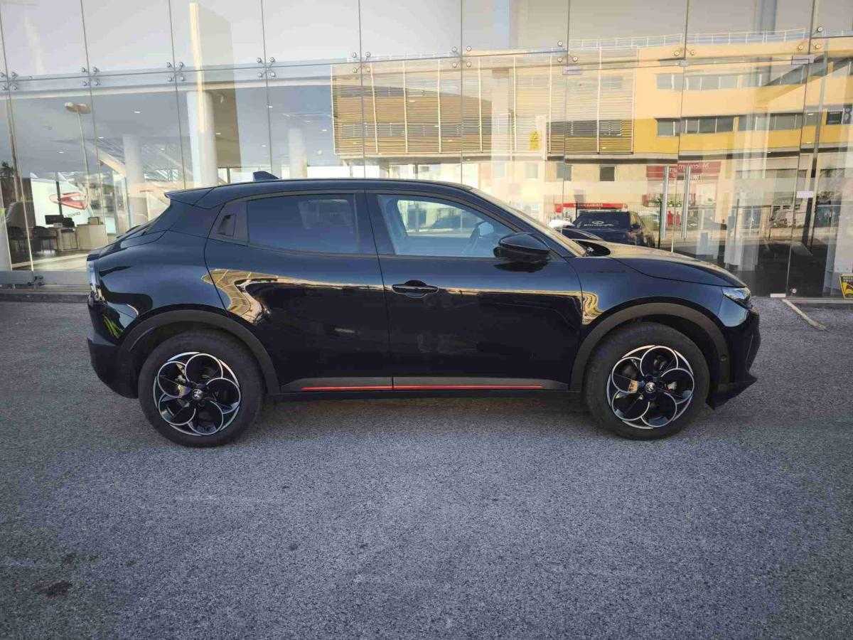 alfa-romeo-junior-2025-eletrico-0cc