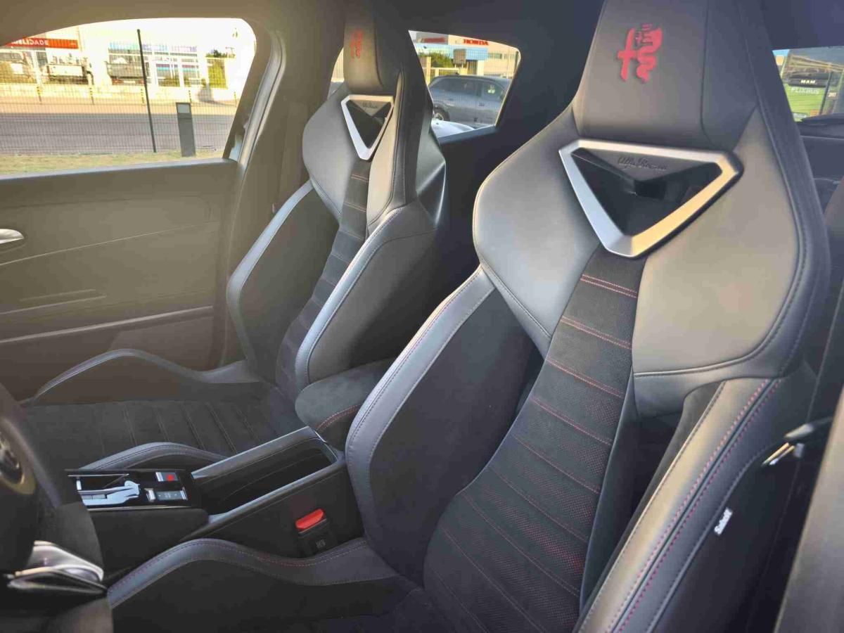 alfa-romeo-junior-2025-eletrico-0cc