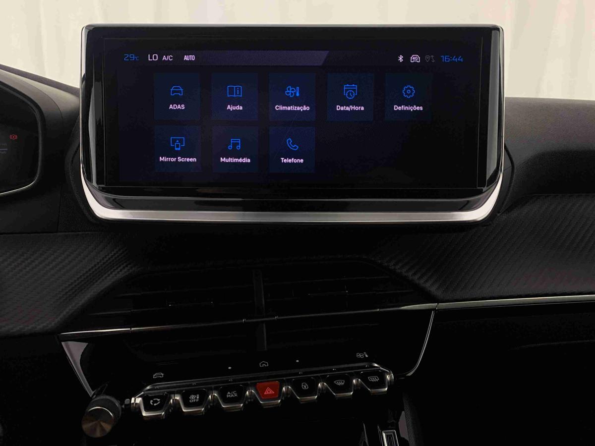 peugeot-2008-2024-gasolina-1199cc