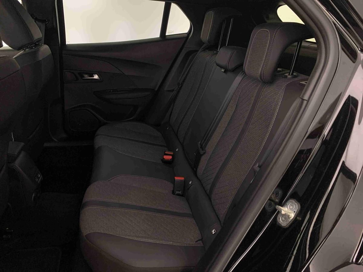 peugeot-2008-2024-gasolina-1199cc