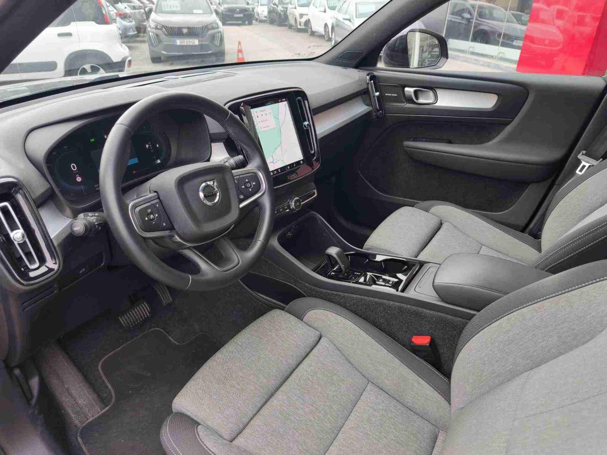 volvo-xc40-2025-gasolina-1969cc