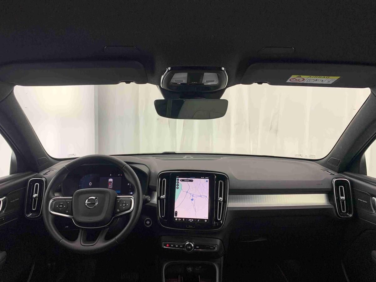 volvo-xc40-2025-gasolina-1969cc