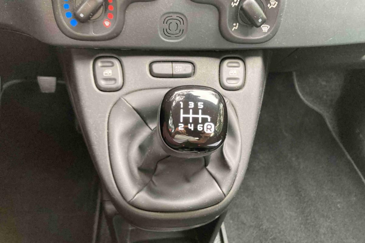 fiat-panda-2024-gasolina-999cc