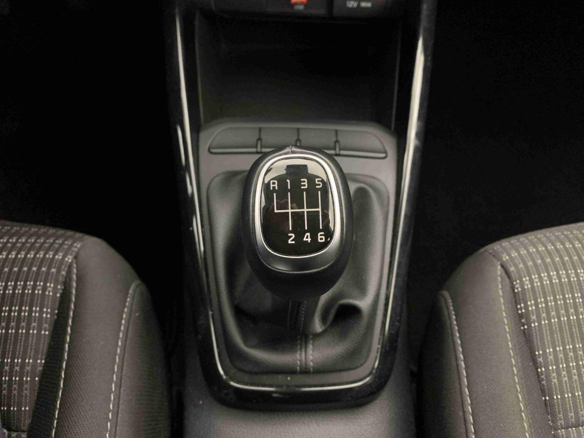 kia-stonic-2025-gasolina-998cc