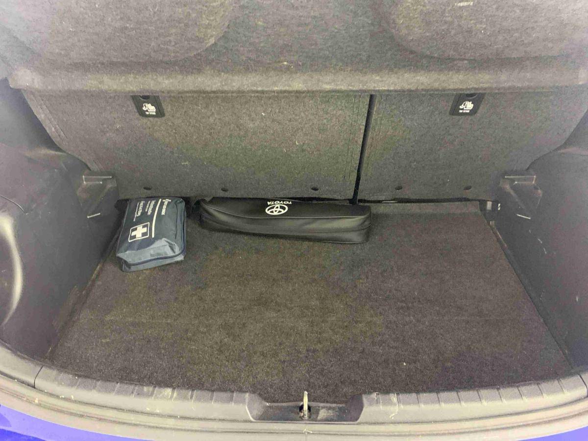 toyota-yaris-2017-gasolina-998cc