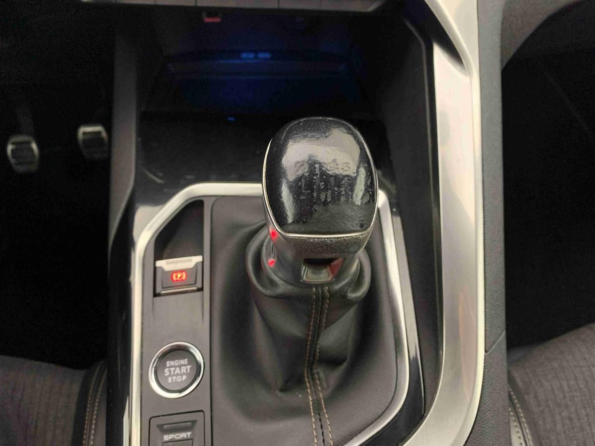 peugeot-3008-2018-diesel-1499cc