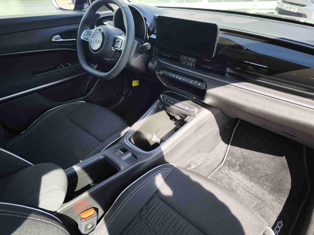 fiat-600-2025-gasolina-1199cc