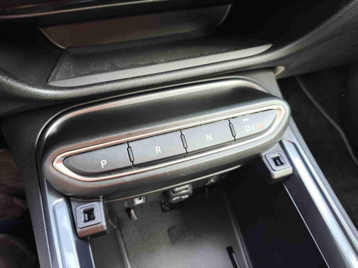 fiat-600-2025-gasolina-1199cc