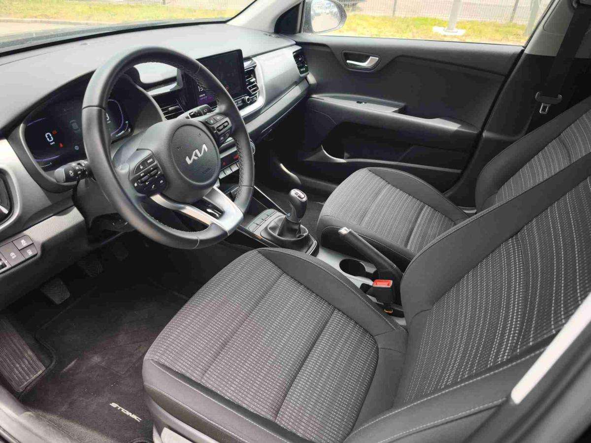 kia-stonic-2025-gasolina-998cc
