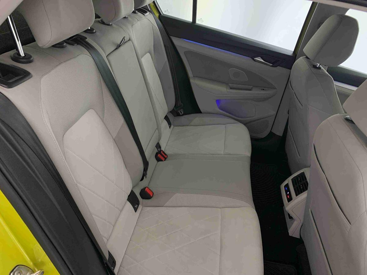 volkswagen-golf-2023-gasolina-999cc