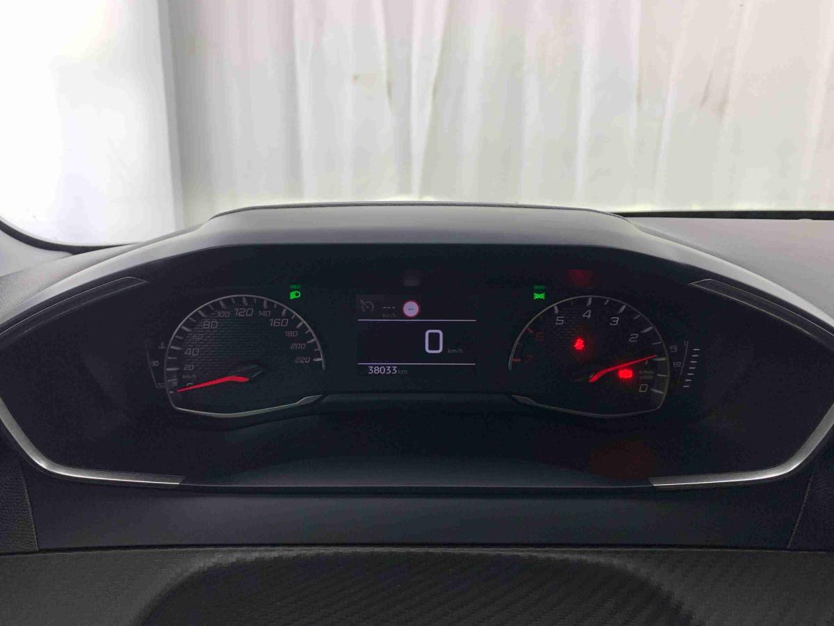 peugeot-208-2024-gasolina-1199cc
