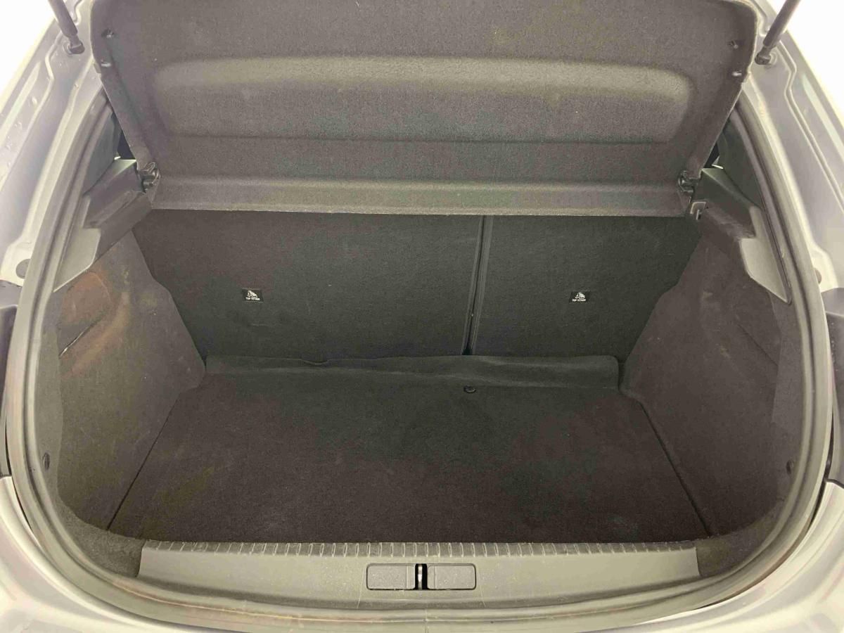 peugeot-208-2024-gasolina-1199cc