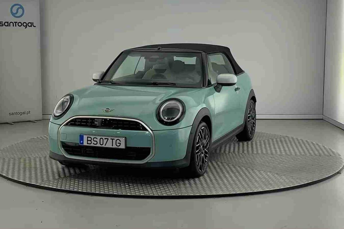 mini-cabrio-2025-gasolina-1998cc