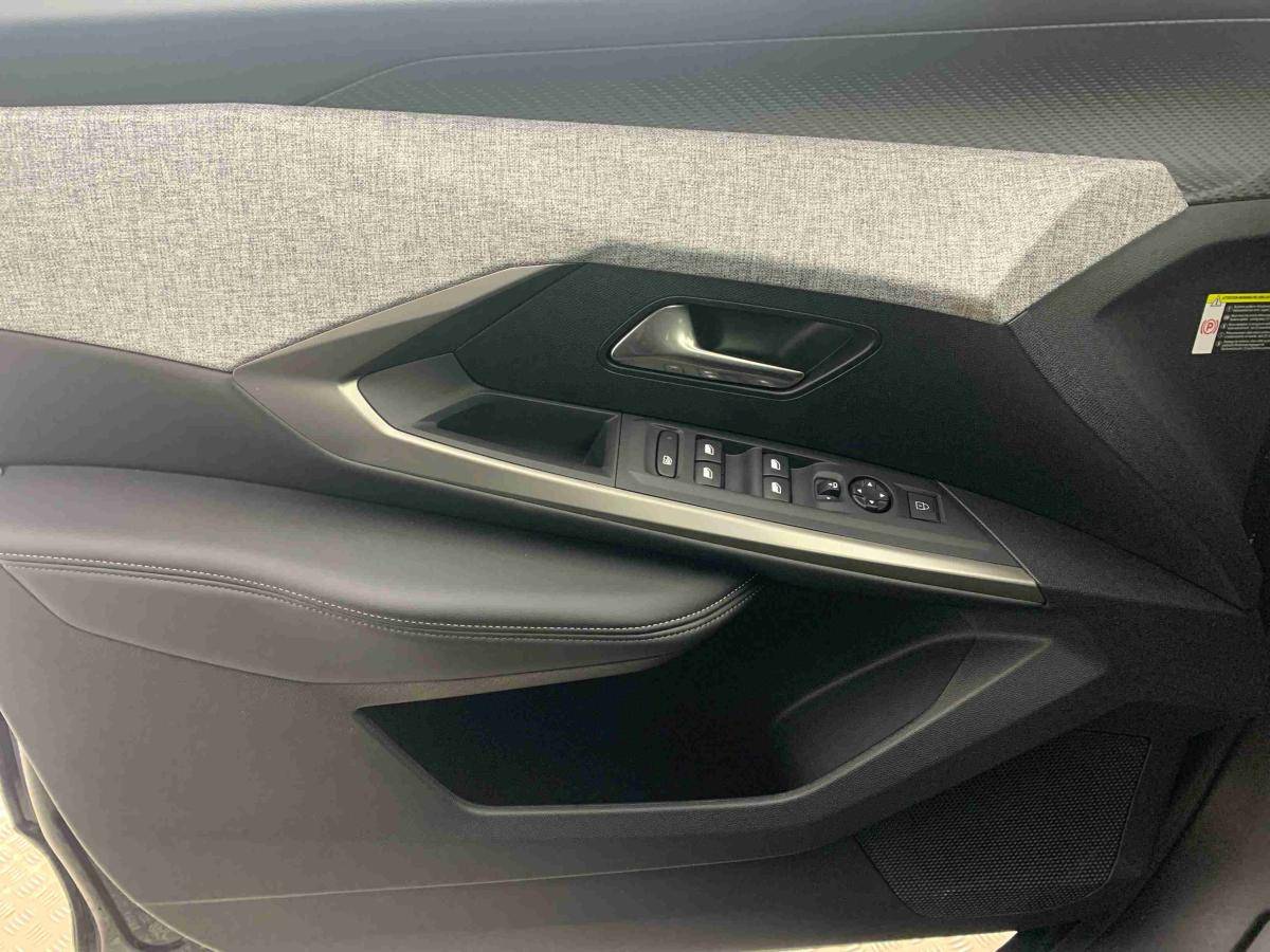 peugeot-3008-2025-gasolina-1199cc