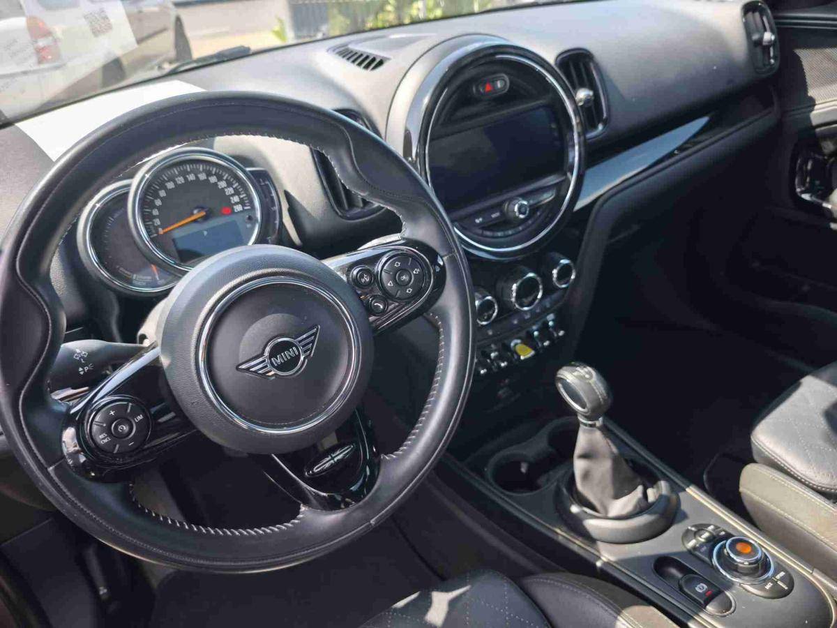 mini-countryman-2020-hibrido-1499cc