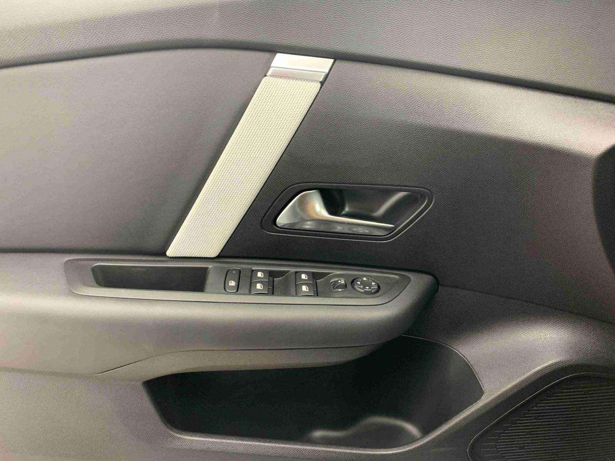 citroen-e-c4-2025-eletrico-0cc