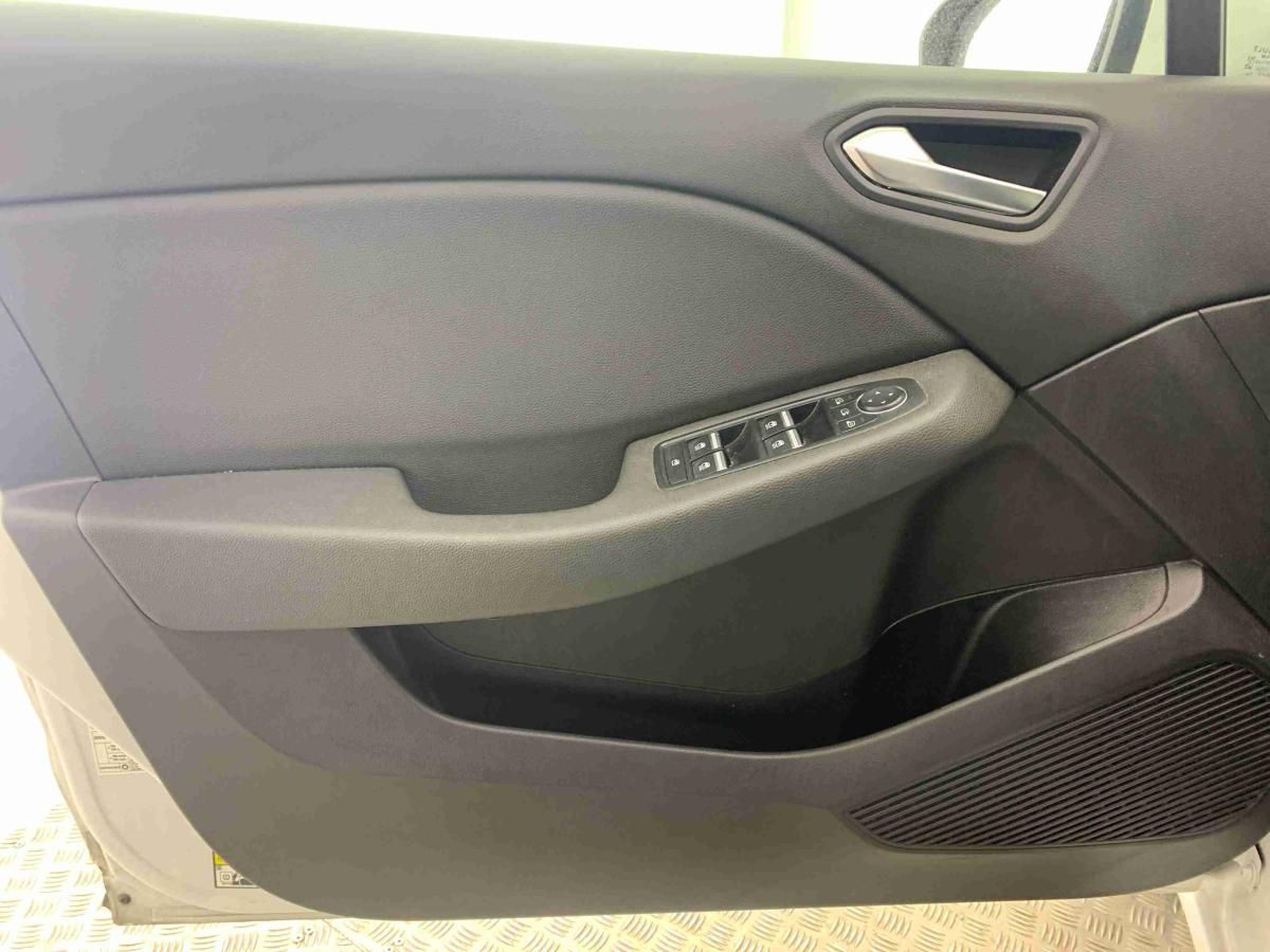 renault-clio-2021-hibrido-1598cc