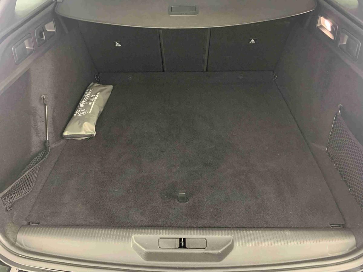 peugeot-308-sw-2025-gasolina-1199cc