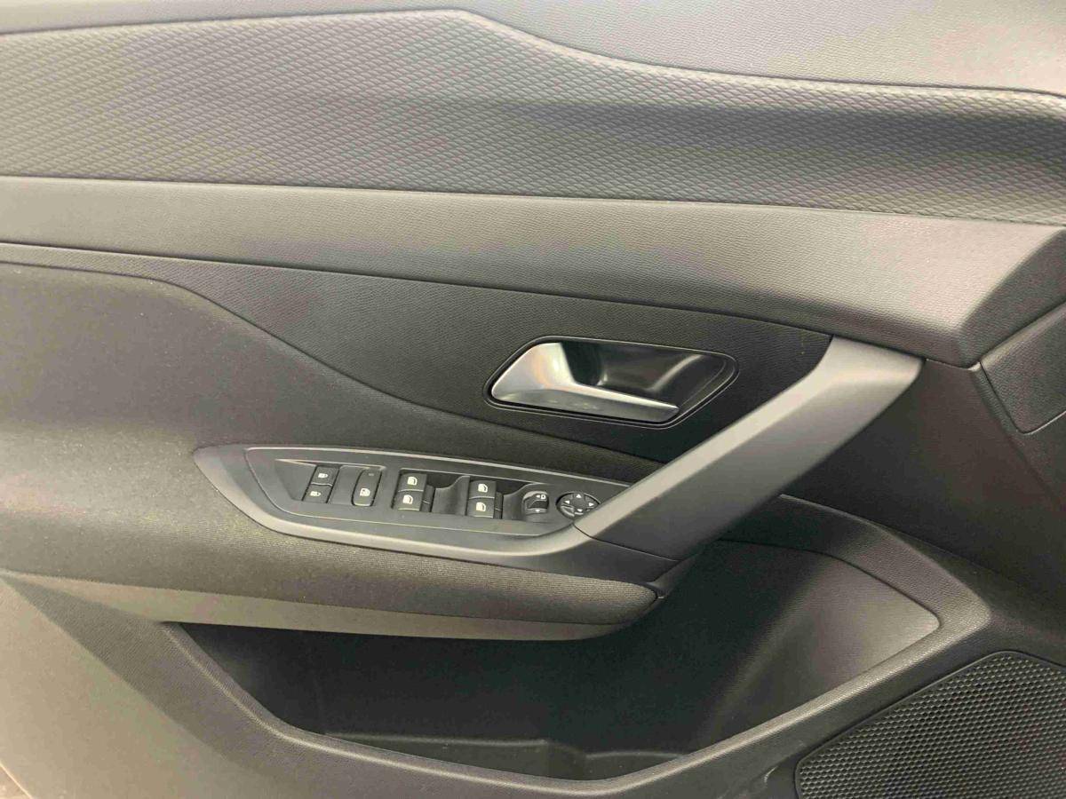 peugeot-308-sw-2025-gasolina-1199cc
