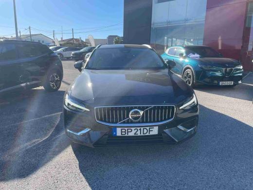 volvo-v60-2024-hibrido-1969cc