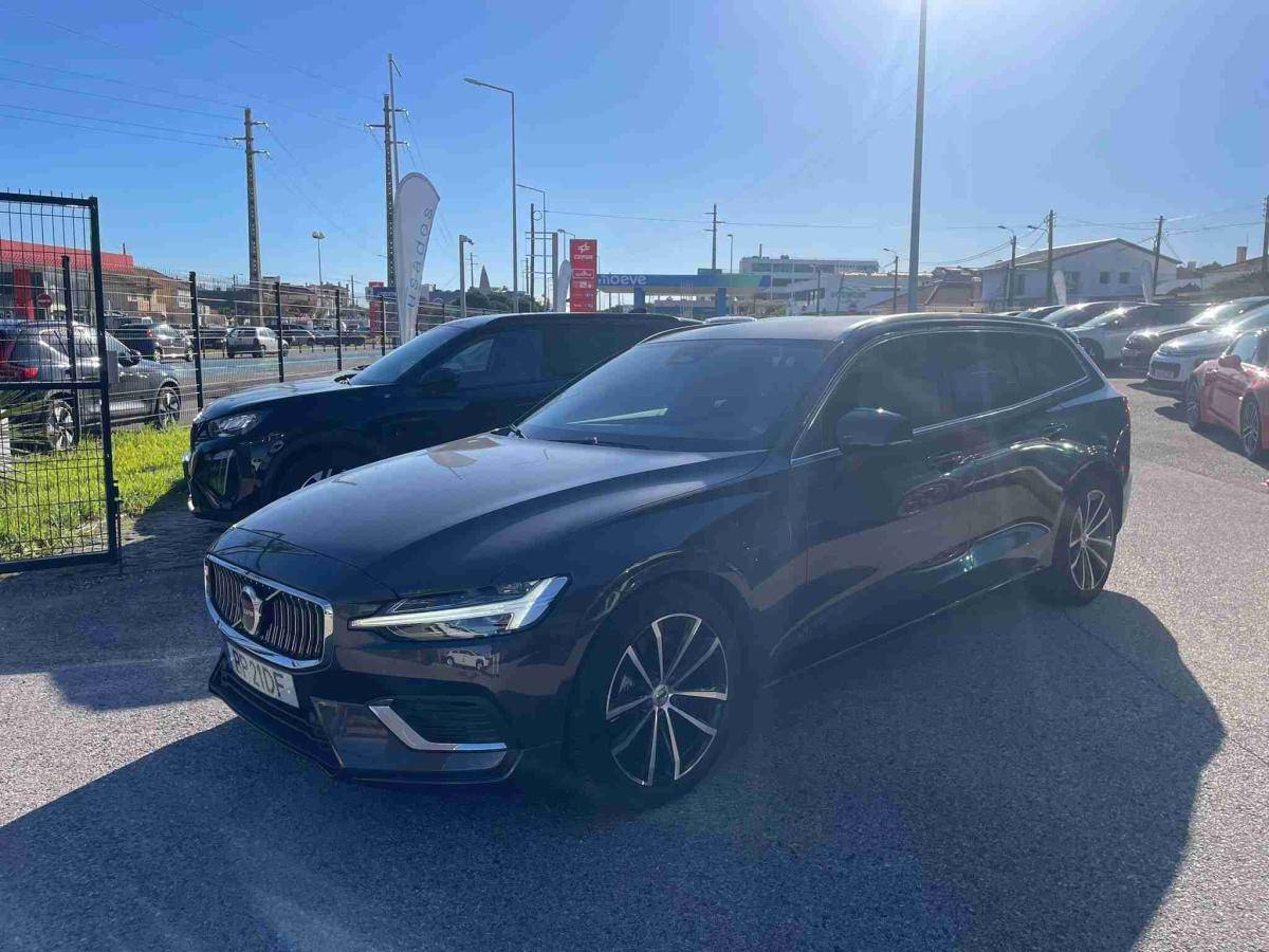 volvo-v60-2024-hibrido-1969cc