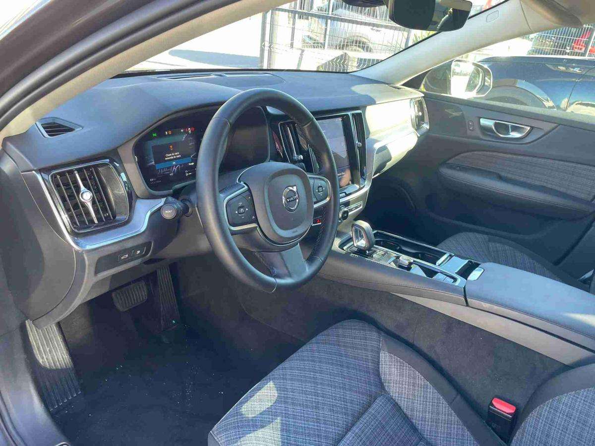 volvo-v60-2024-hibrido-1969cc