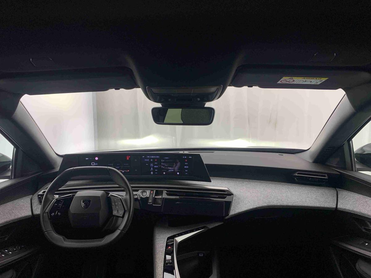 peugeot-5008-2025-gasolina-1199cc