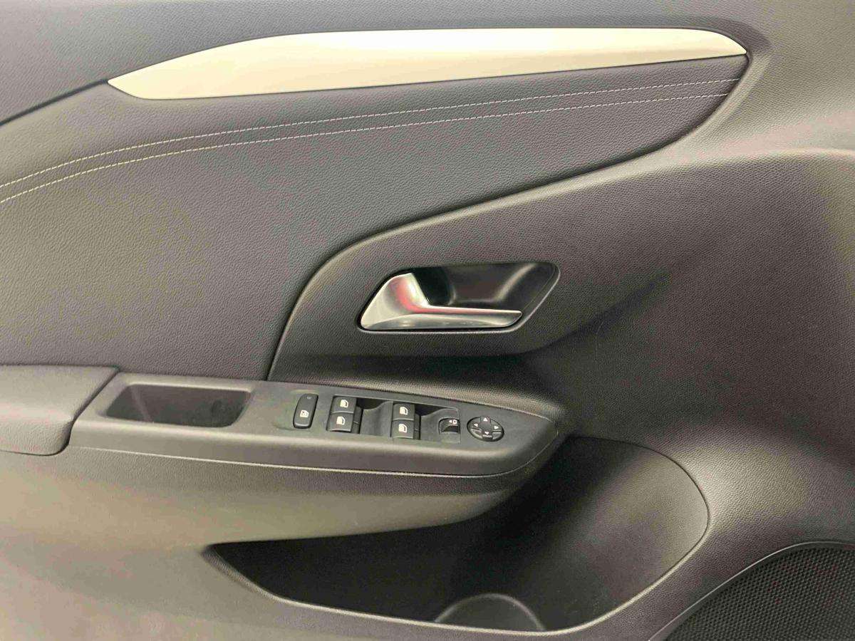 opel-corsa-2025-gasolina-1199cc