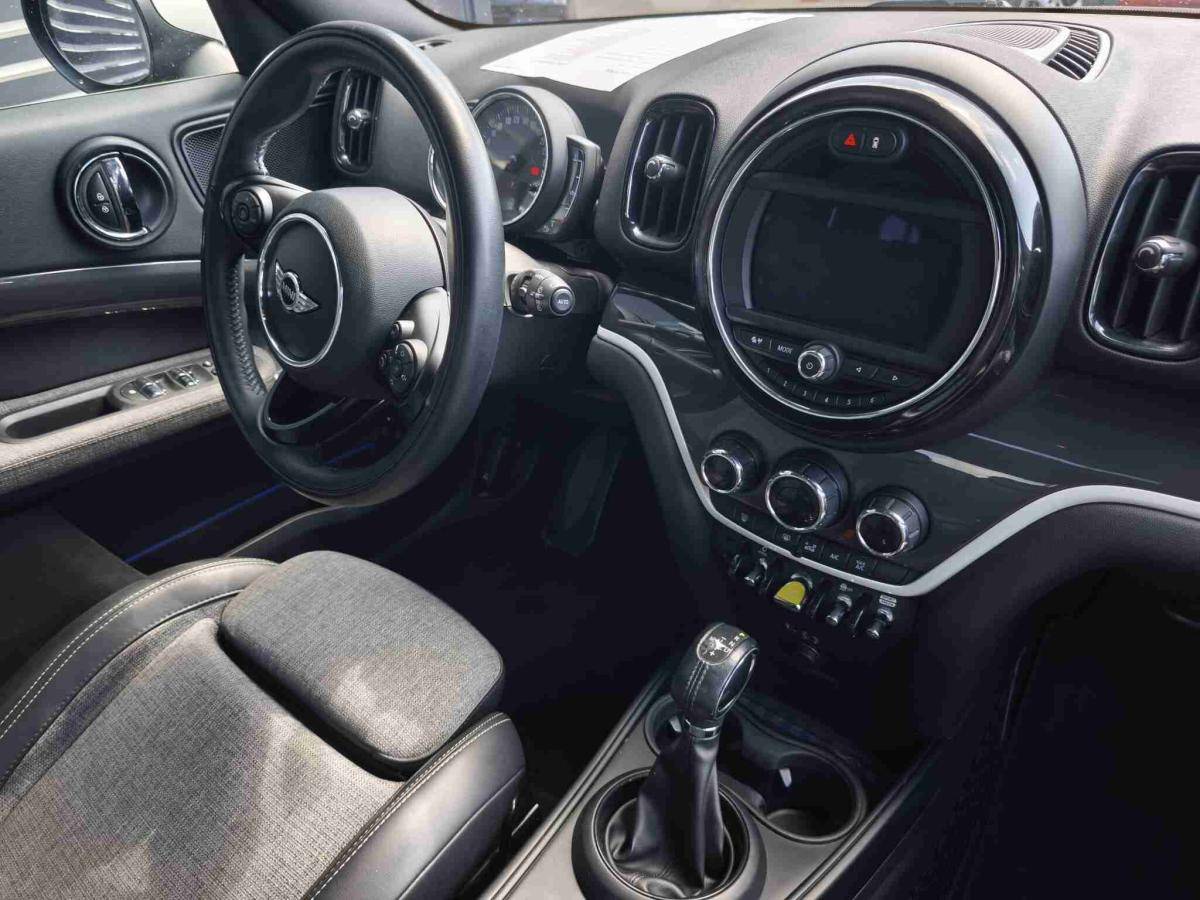 mini-countryman-2018-hibrido-1499cc