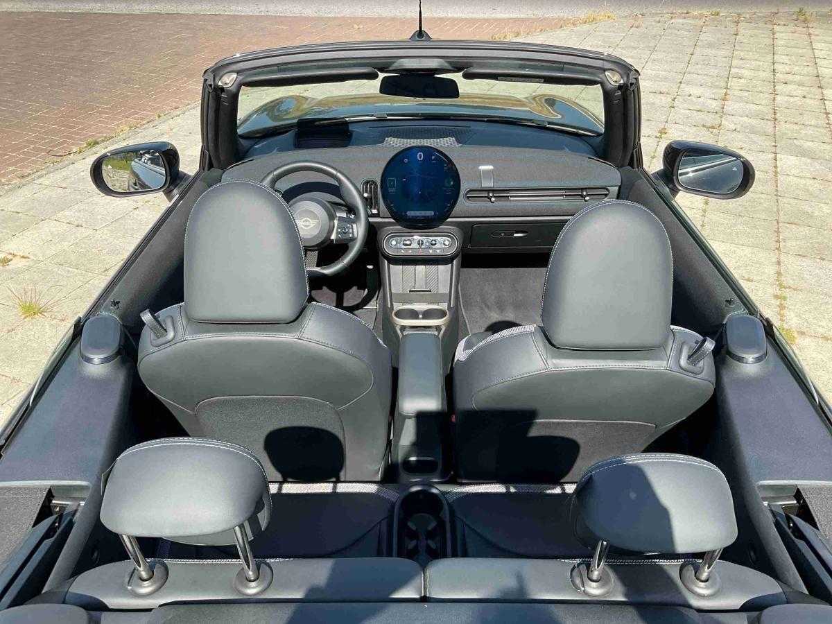 mini-cabrio-2025-gasolina-1998cc