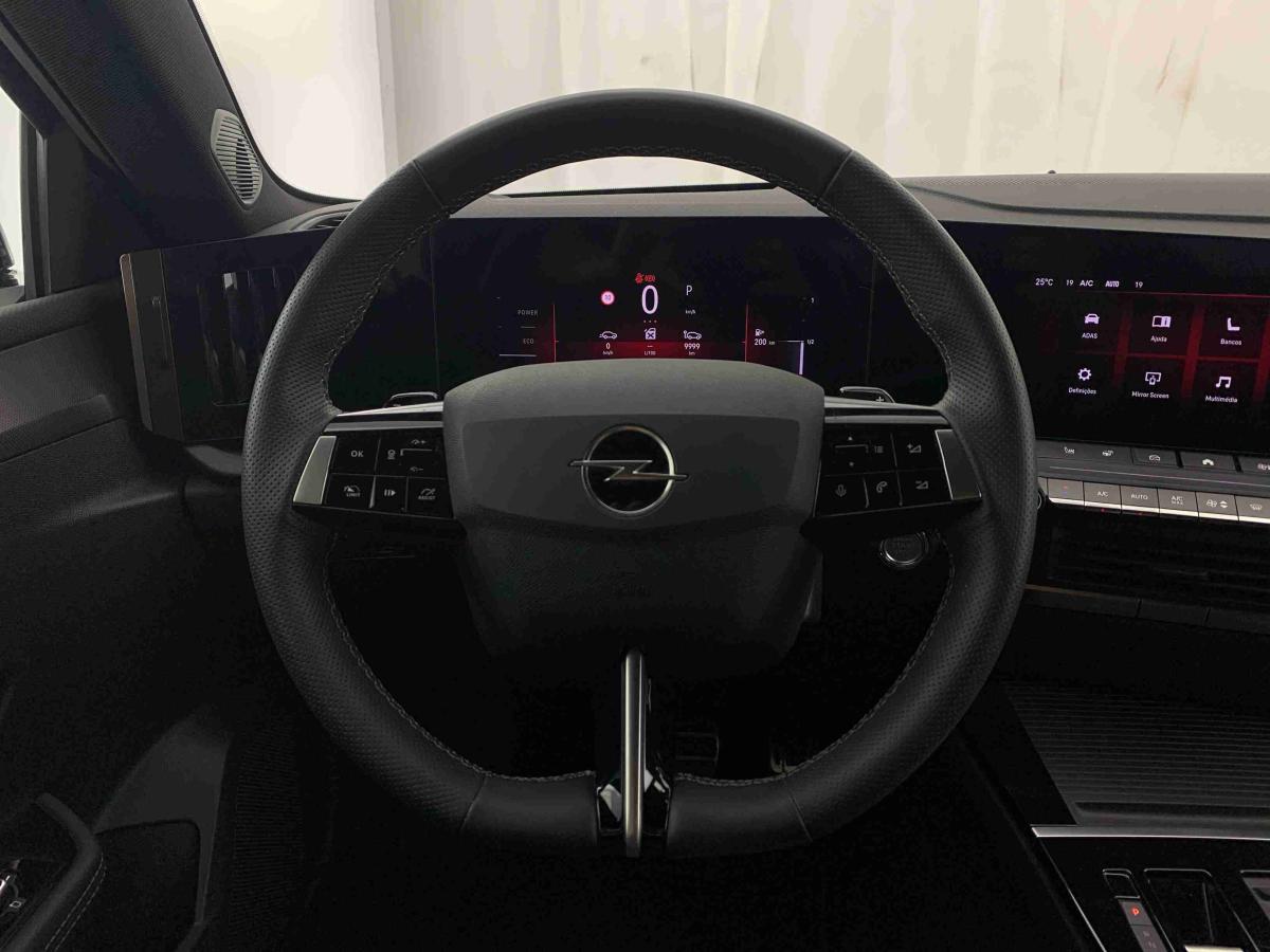 opel-astra-2025-gasolina-1199cc